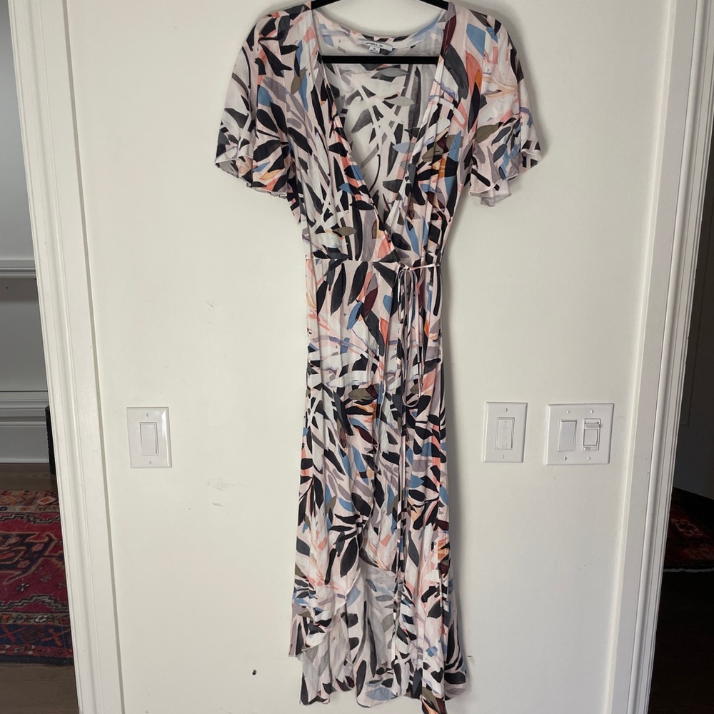 O’Neill, wrap dress, high-low, flutter bottom hem, size medium.